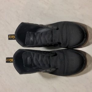 Doc Martens Bonny Boots Vegan Black Men's 9 Women's 10 Very Good 7/10 Condition